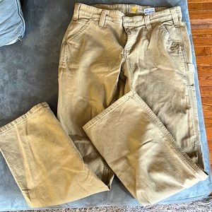 Carhartt women’s cargo pants size 6 like new